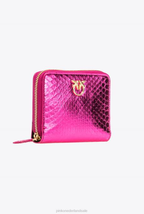 portemonnees | L4881175 galleria portemonnee met ritssluiting van gelamineerde reptielenhuid Pinko fuchsia-glanzend goud