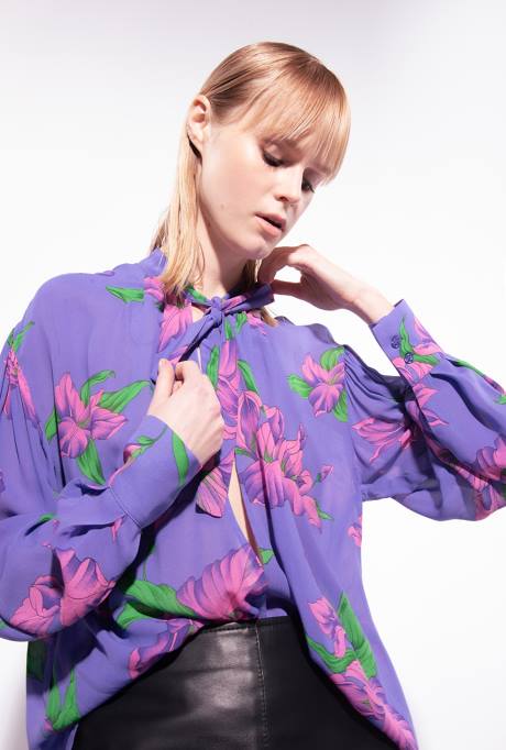 blouses | L488263 Blouse met irisprint en gekruist detail Pinko paars/roze/groen