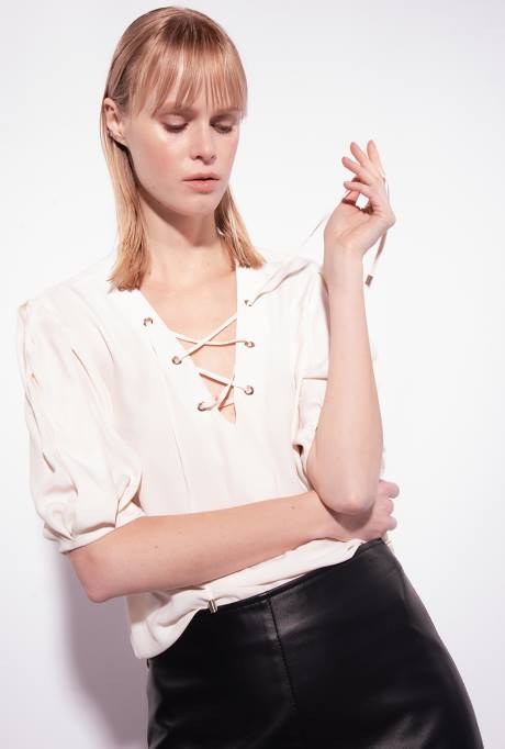 blouses | L488279 blouse met vetersluiting Pinko roze rook wit