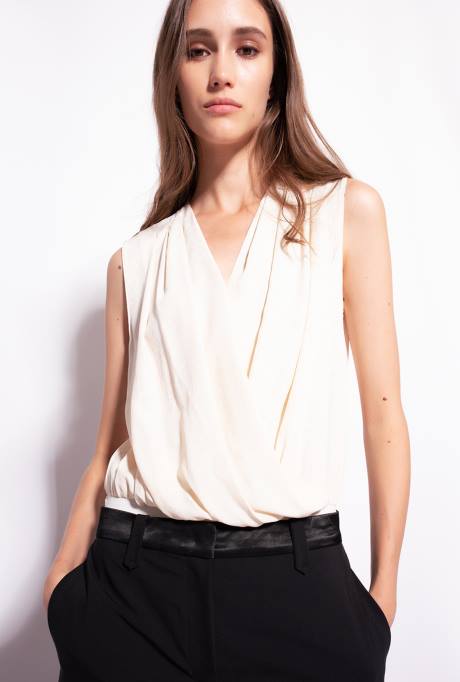 bovenaan | L488307 jacquard bodysuit met overslag Pinko roze rook wit