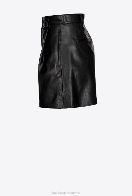 korte broek | L488721 korte broek in lederlook Pinko limousine zwart